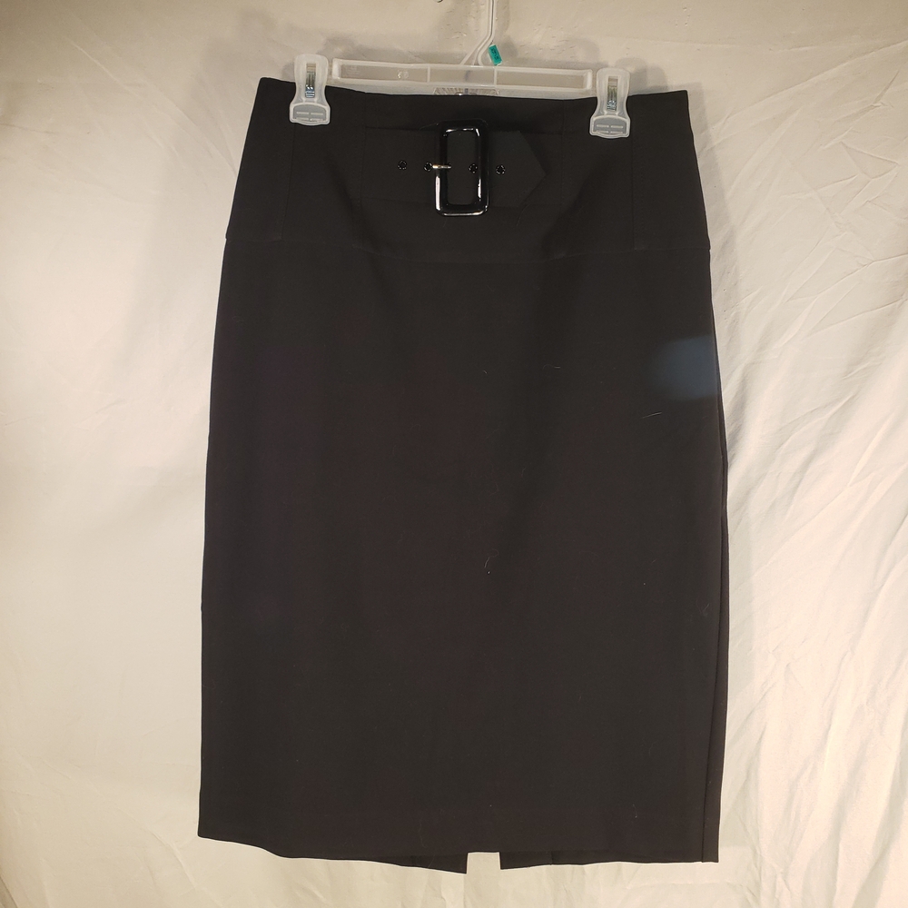 Chic Cache Black Pencil Skirt with Buckle Detail - 10